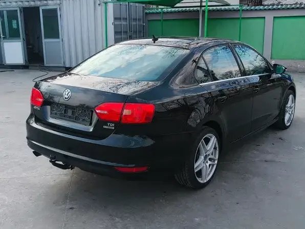 Volkswagen Jetta 1.6 TDI Blue Motion Technology Life
