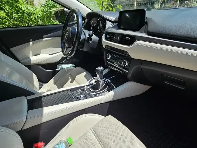 Mazda 6 CD175 Revolution Top