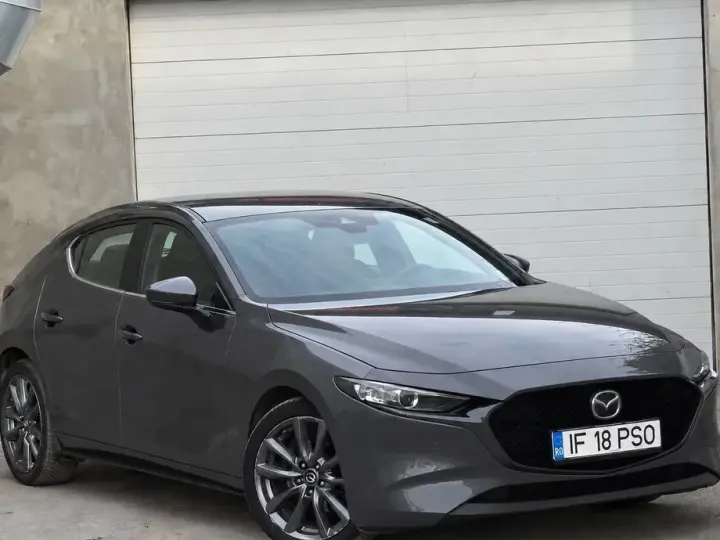 Mazda 3 IV