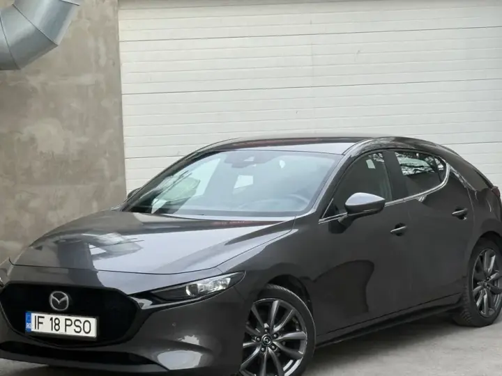 Mazda 3 IV