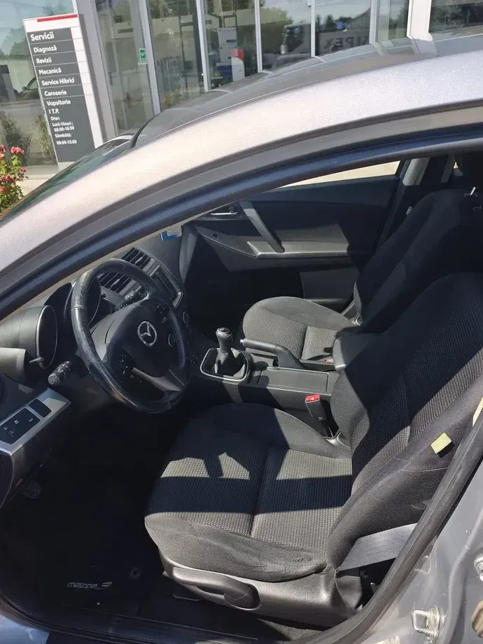 Mazda 3 II CD116 TX — imagine 3