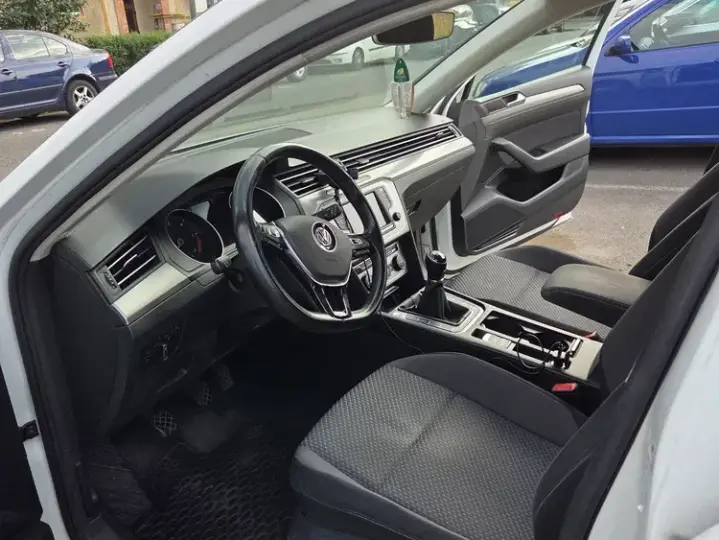 Volkswagen Passat B8 2.0 TDI Comfortline