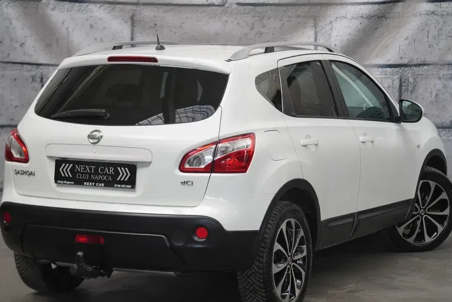 Nissan Qashqai 2.0 DCI 4 x 4 DPF Aut acenta — imagine 4