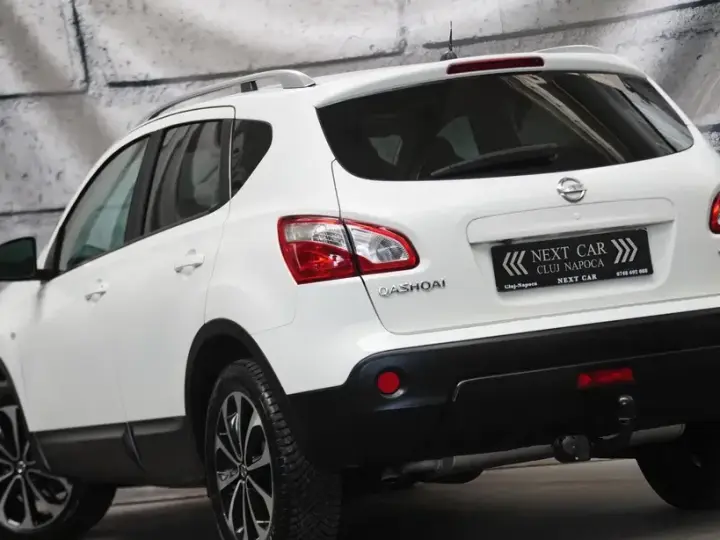 Nissan Qashqai 2.0 DCI 4 x 4 DPF Aut acenta