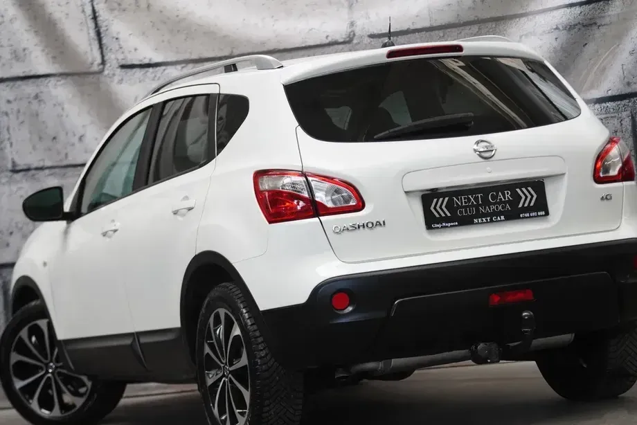 Nissan Qashqai 2.0 DCI 4 x 4 DPF Aut acenta — imagine 3