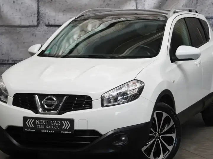Nissan Qashqai 2.0 DCI 4 x 4 DPF Aut acenta