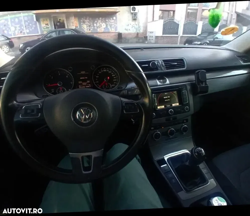 Volkswagen Passat B7 2.0 TDI BlueMotion Technology Trendline — imagine 2