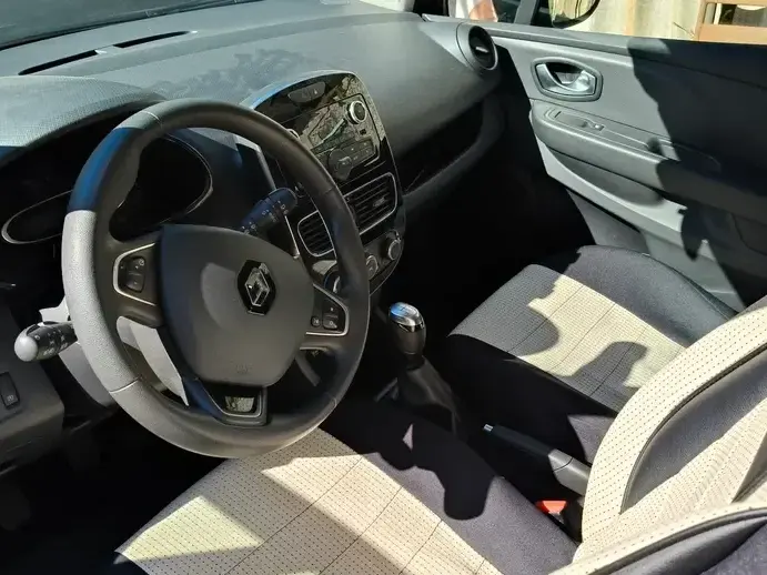 Renault Clio V