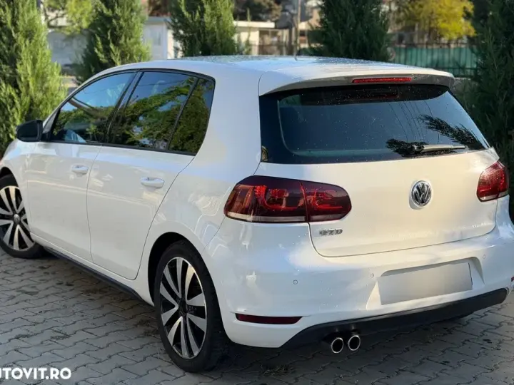 Volkswagen Golf 2.0 TDI DPF GTD