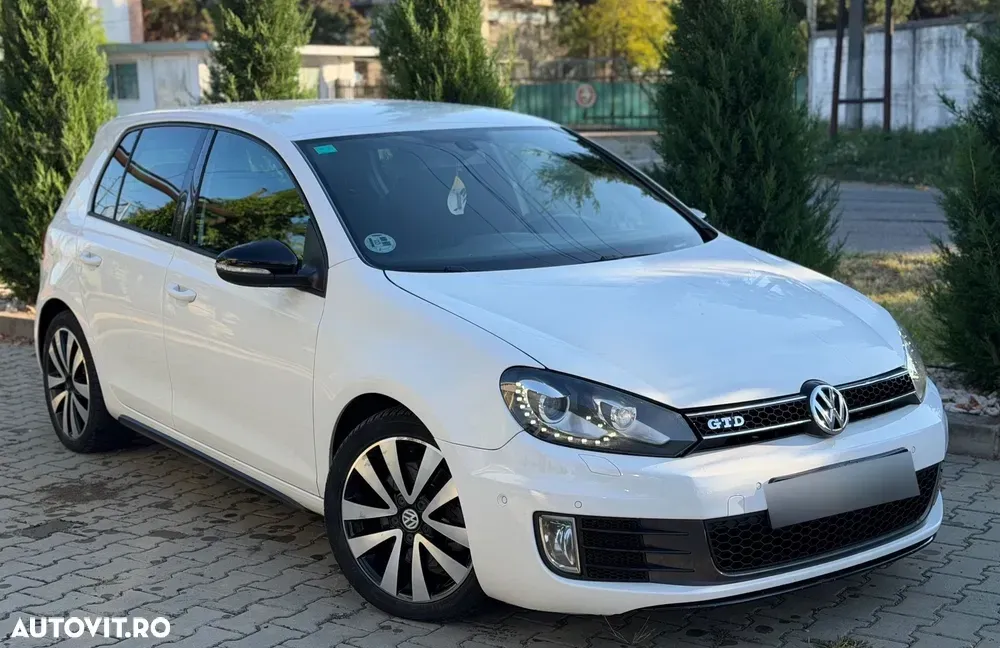 Volkswagen Golf 2.0 TDI DPF GTD — imagine 2