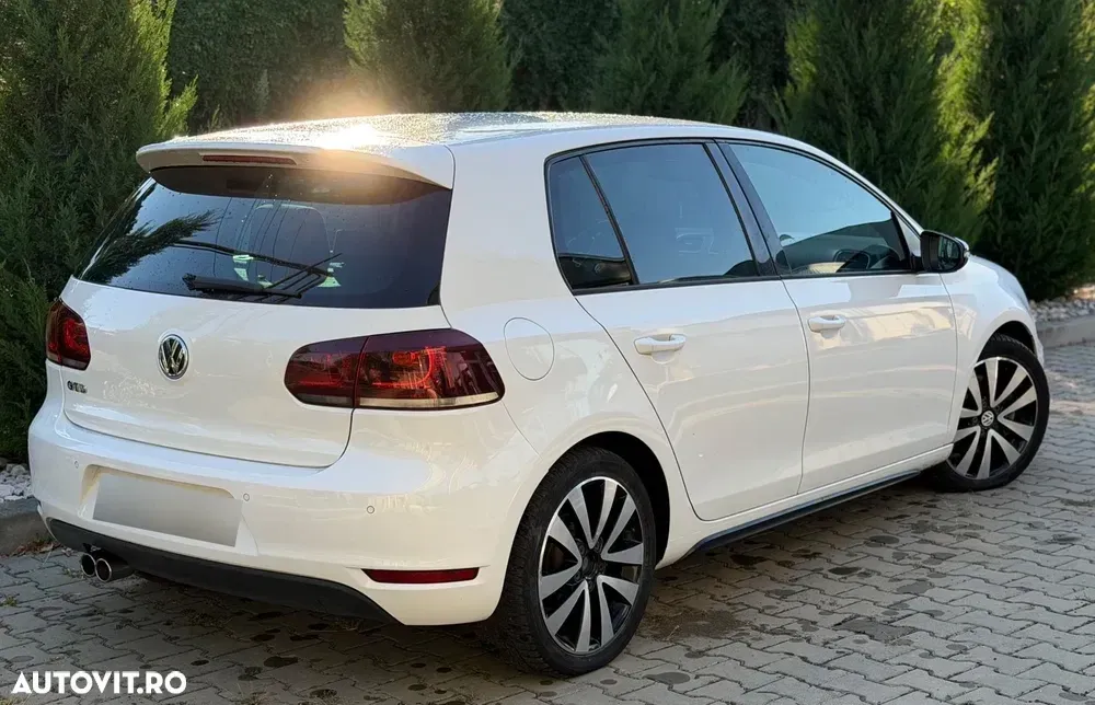 Volkswagen Golf 2.0 TDI DPF GTD — imagine 4