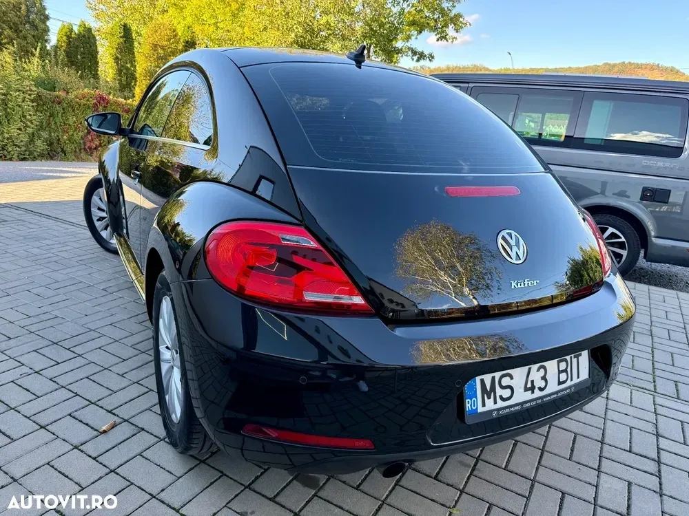 Volkswagen Beetle 1.6 TDI DPF DSG Blue Motion Technologie — imagine 2