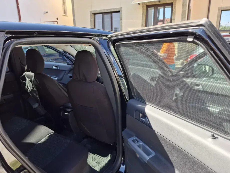 Volvo V50 — imagine 4