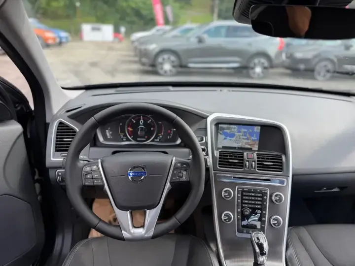 Volvo XC 60 I D4 Geartronic Summum
