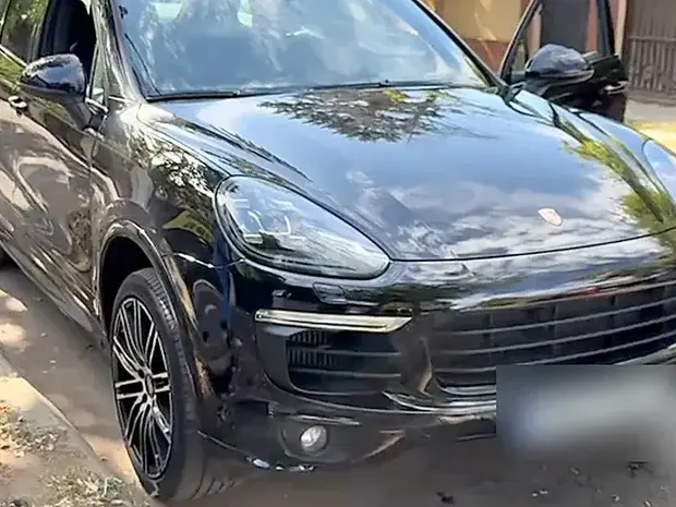 Porsche Cayenne Platinum Edition