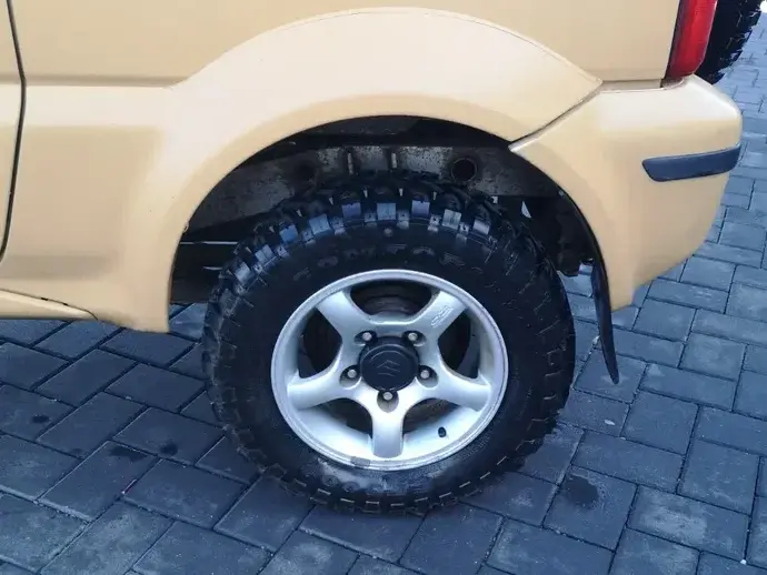 Suzuki Jimny III 1.3 JLX