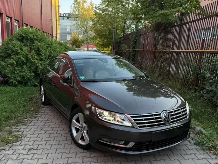 Volkswagen Passat B7 2.0 TDI BlueMotion Tehnology DSG Highline