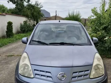 Nissan Pixo