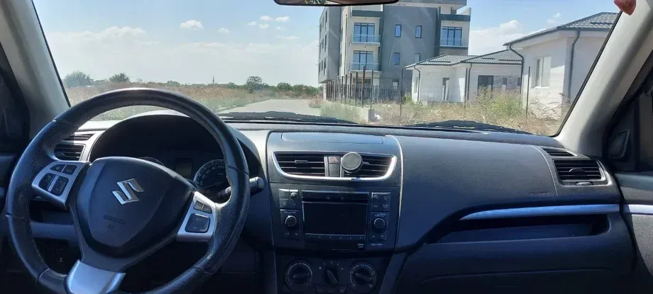Suzuki Swift — imagine 4