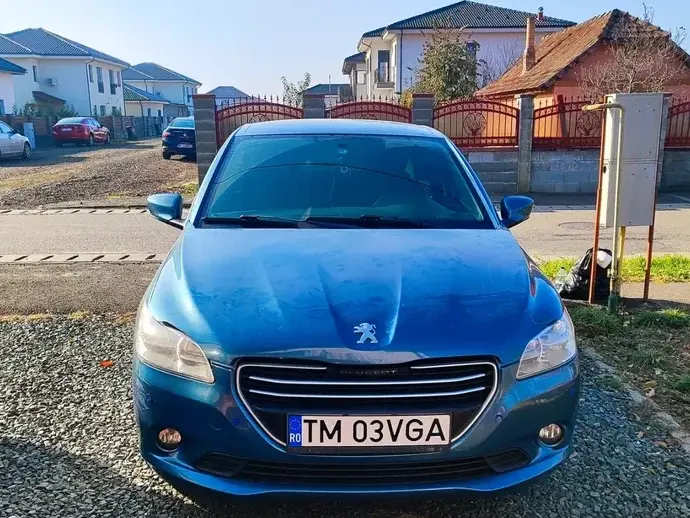 Peugeot 301 1.2 VTi Active