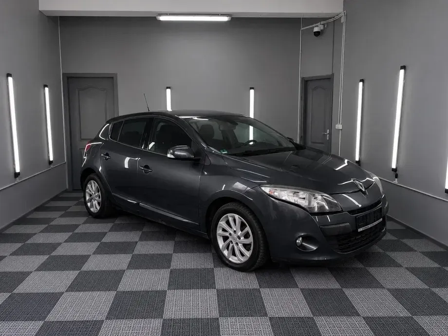 Renault Mégane III 1.5 dCi Dynamique — imagine 3
