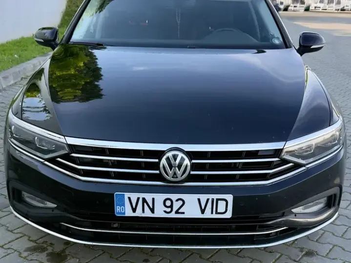Volkswagen Passat B8 2.0 TSI OPF DSG 4Motion Elegance
