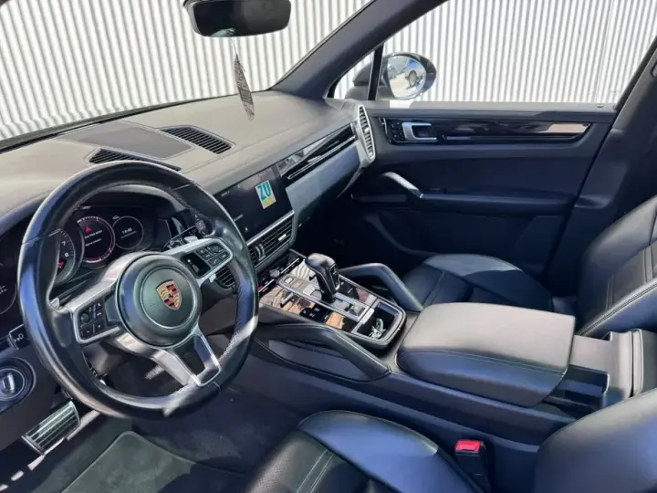 Porsche Cayenne 3.6 L GTS