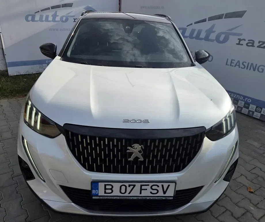 Peugeot 2008 1.2 L PureTech STT EAT8 GT Line — imagine 2