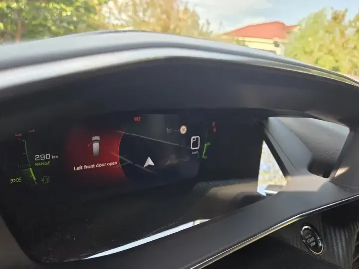 Peugeot 2008 1.2 L PureTech STT EAT8 GT Line