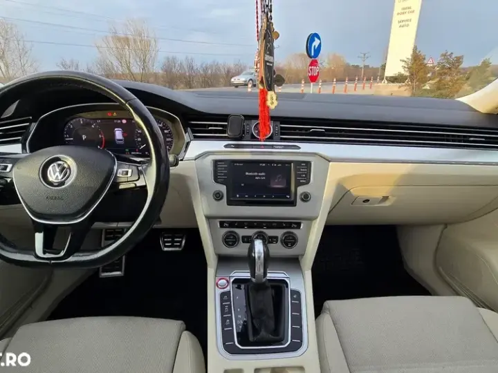 Volkswagen Passat B8 2.0 TDI DSG Highline