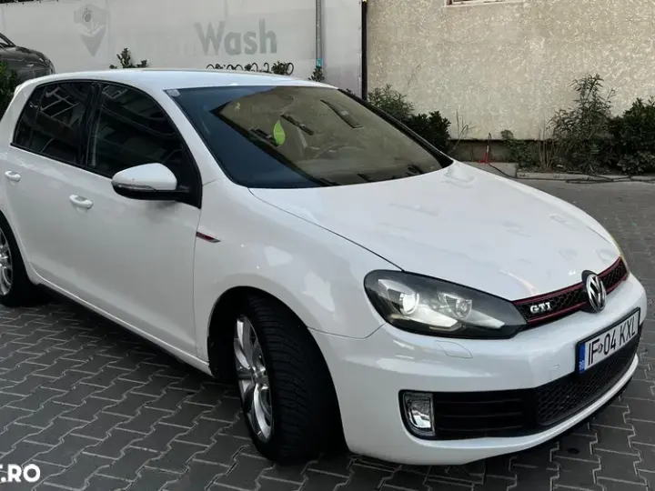 Volkswagen Golf 2.0 TSI GTI DSG