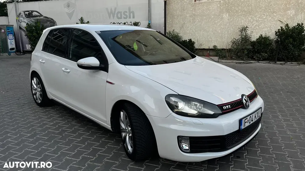 Volkswagen Golf 2.0 TSI GTI DSG — imagine 3