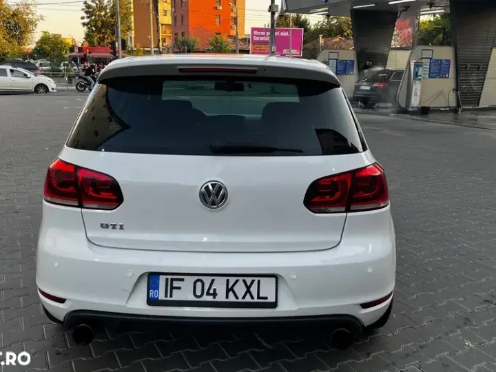 Volkswagen Golf 2.0 TSI GTI DSG