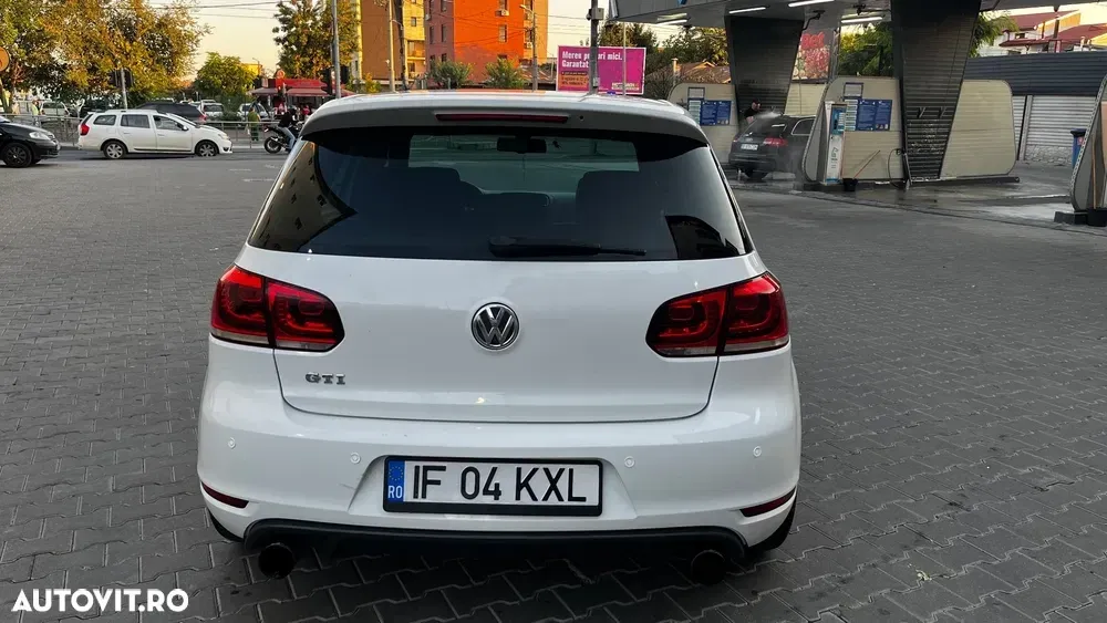 Volkswagen Golf 2.0 TSI GTI DSG — imagine 6