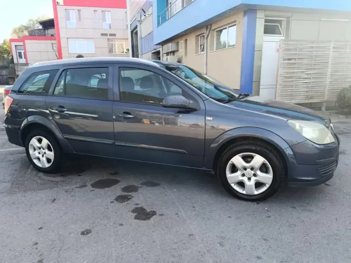 Opel Astra H
