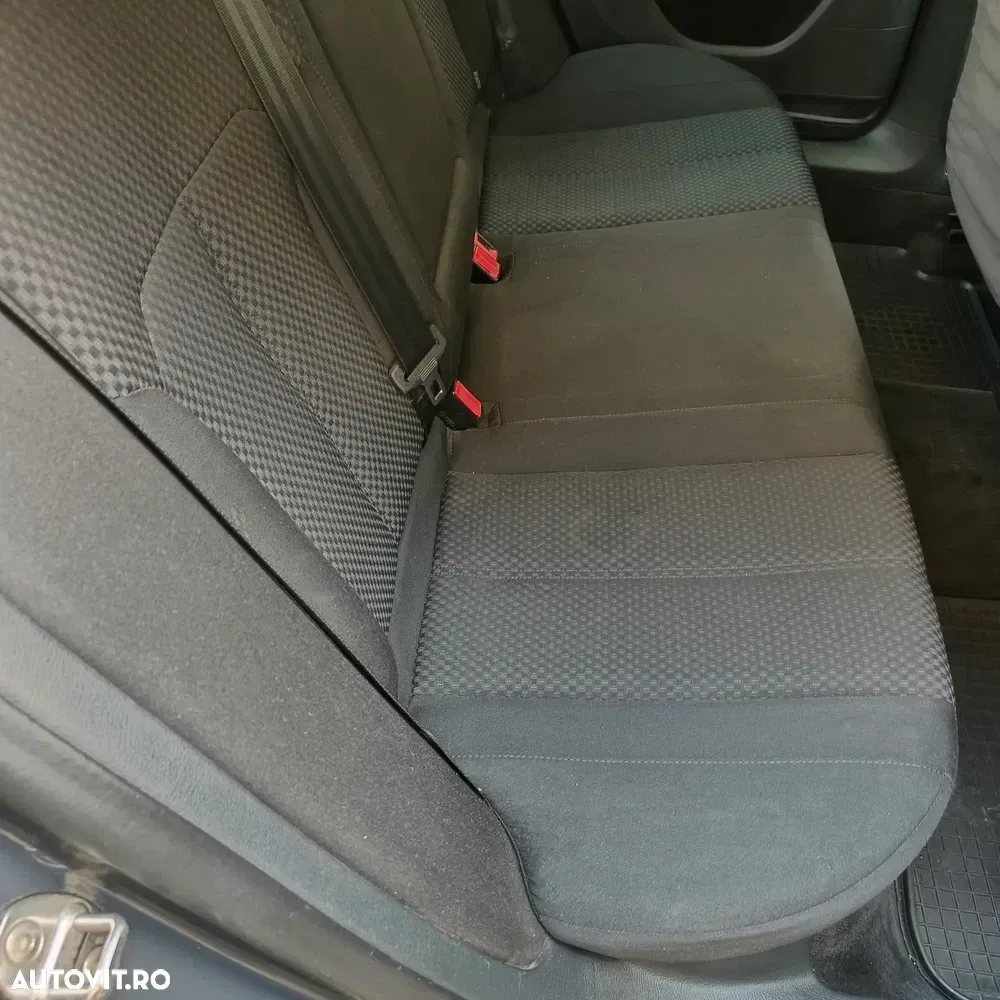 Volkswagen Passat B7 1.6 TDI BlueMotion — imagine 4