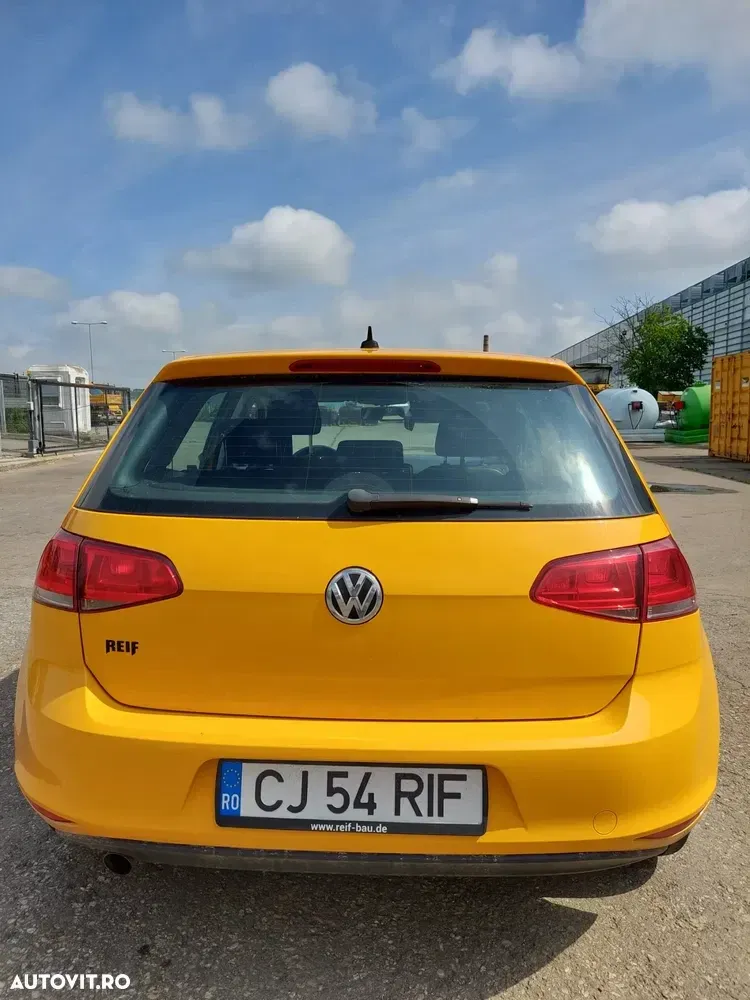 Volkswagen Golf 1.6 TDI DPF Trendline — imagine 5