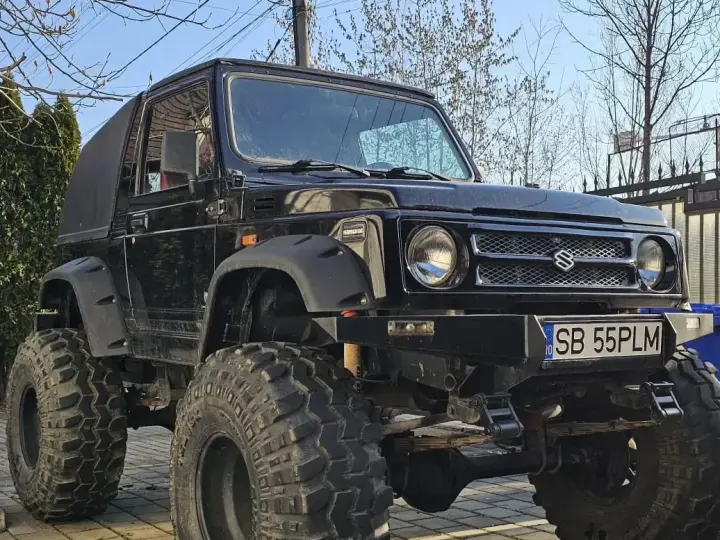 Suzuki Samurai