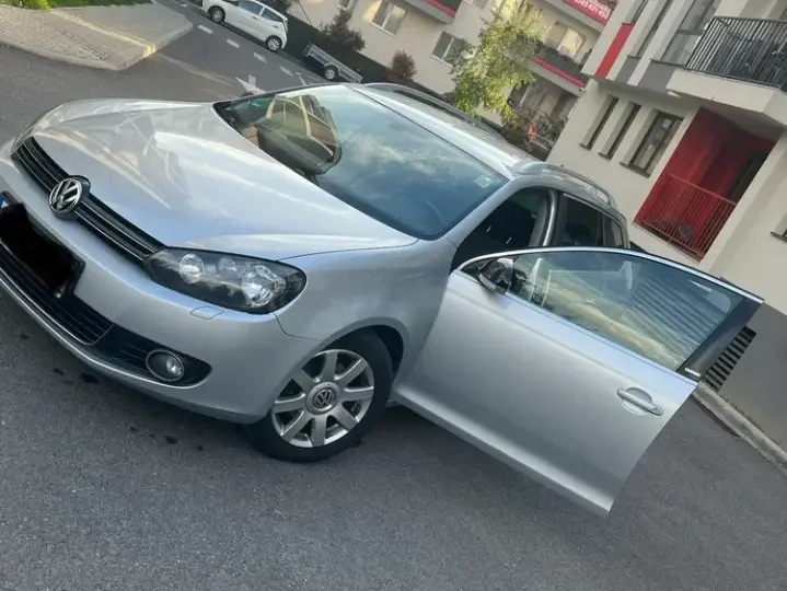Volkswagen Golf 1.6 TDI DPF Comfortline