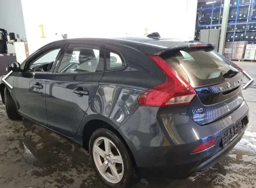 Volvo V40 — imagine 3