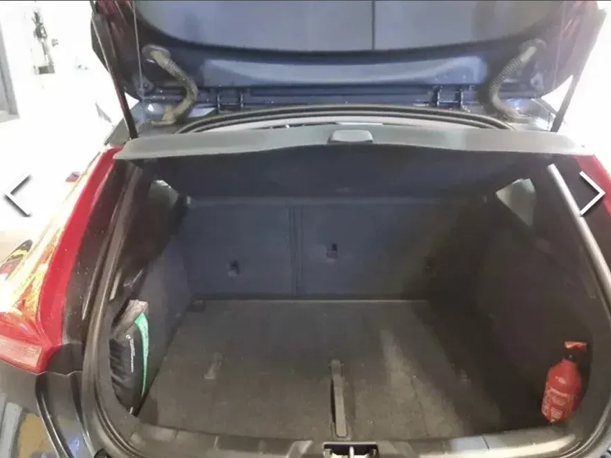 Volvo V40 — imagine 6