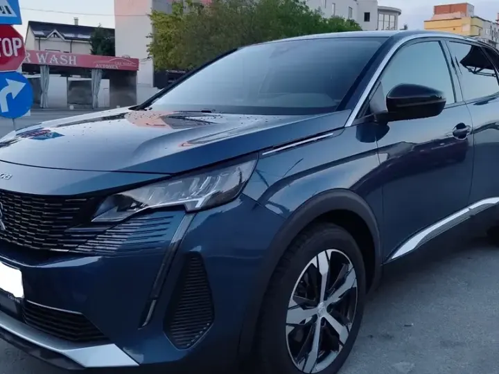 Peugeot 3008 II