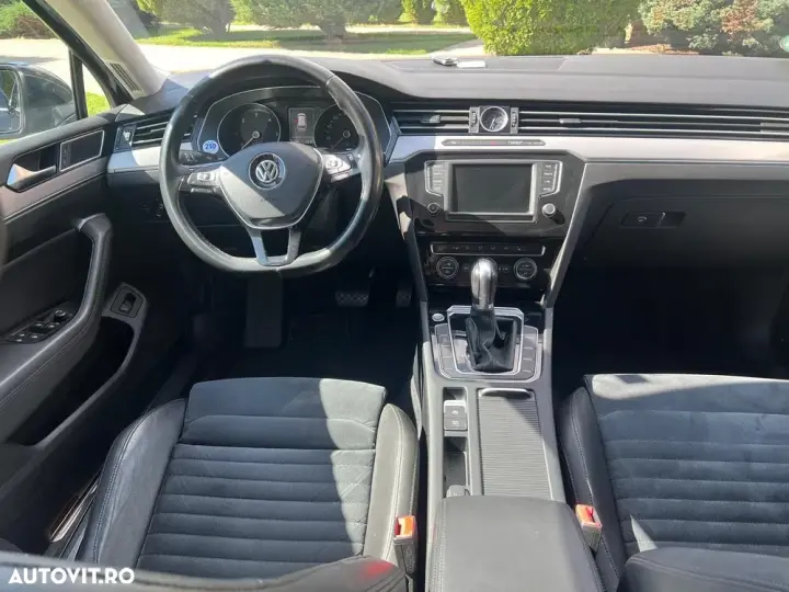 Volkswagen Passat B8 2.0 TDI SCR DSG BlueMotion Highline