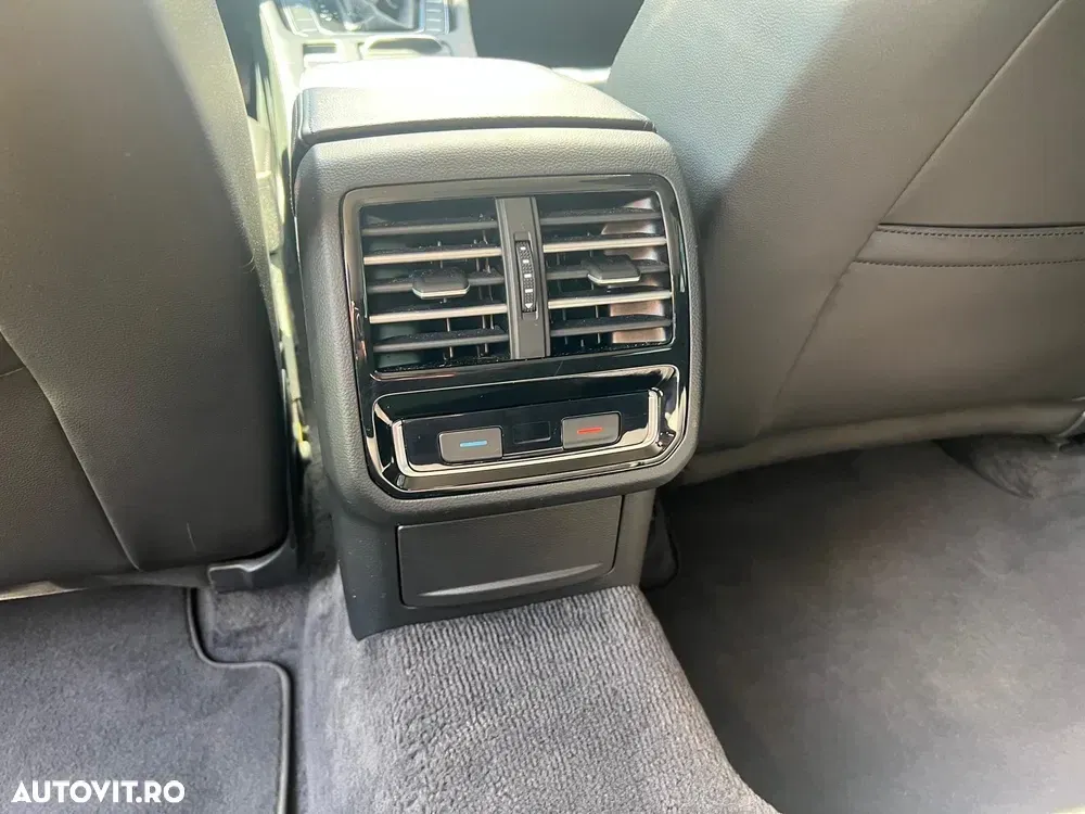 Volkswagen Passat B8 2.0 TDI SCR DSG BlueMotion Highline — imagine 4