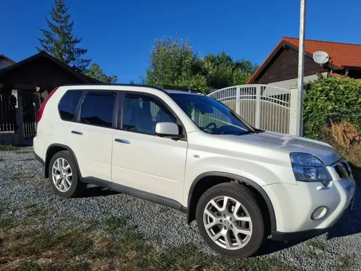 Nissan X-Trail 2.0 dCi DPF All Mode 4X4-i Elegance Aut