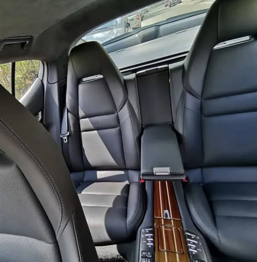Porsche Panamera — imagine 4