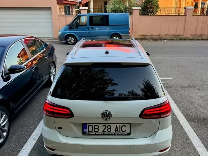 Volkswagen Golf 2.0 TDI DSG Highline
