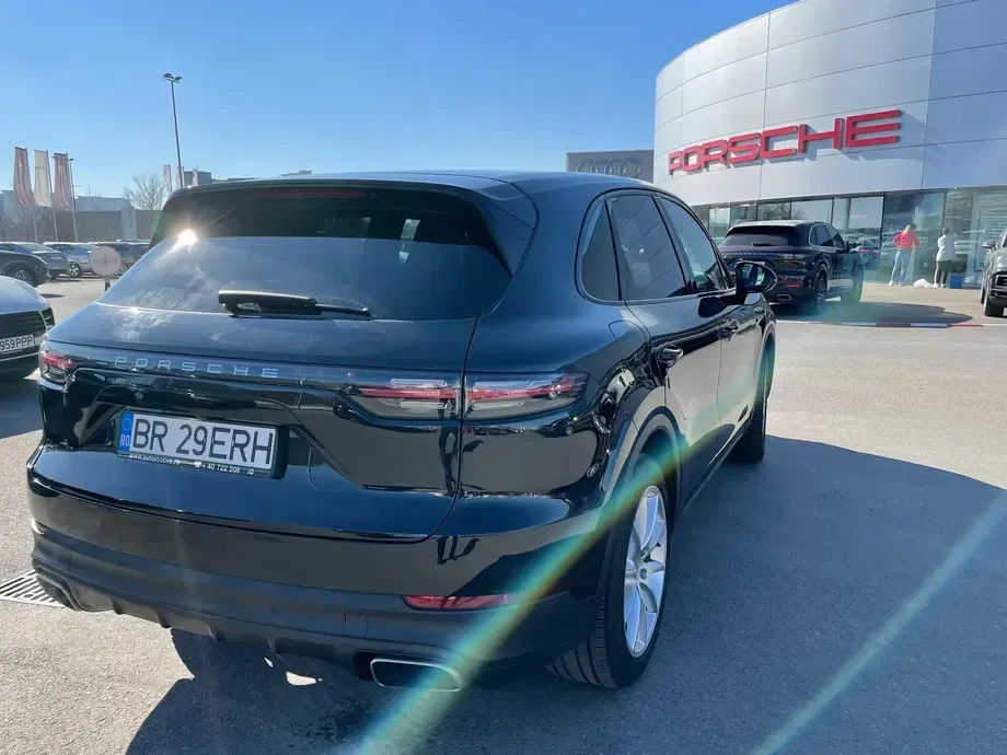 Porsche Cayenne — imagine 5