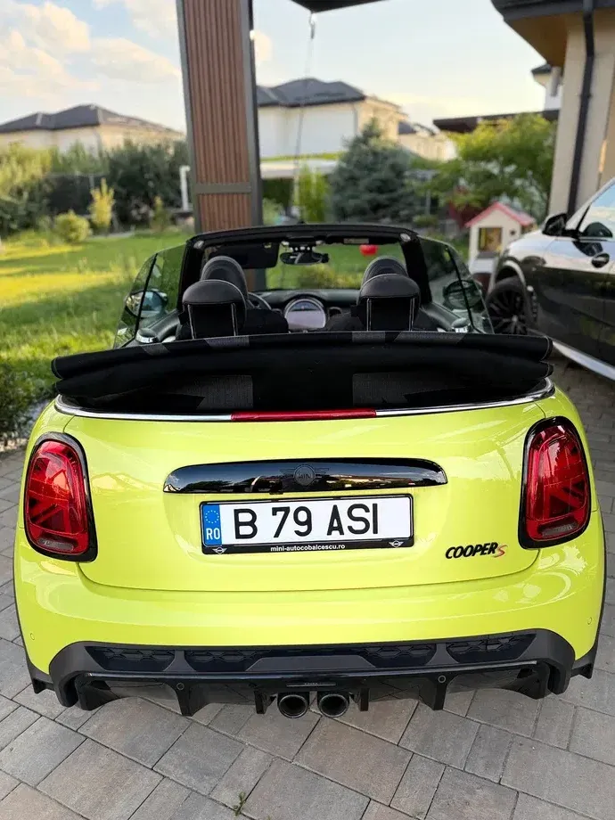 MINI Cooper S Aut. John Works Trim — imagine 2
