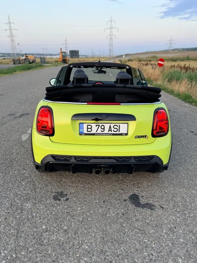 MINI Cooper S Aut. John Works Trim — imagine 3